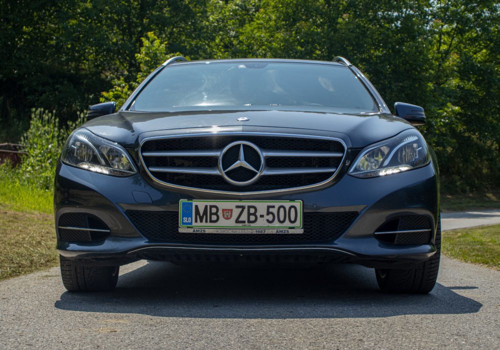 Mercedes-Benz E 200