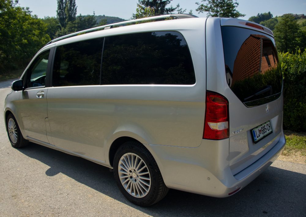 Mercedes-Benz V 300 Gallery 001